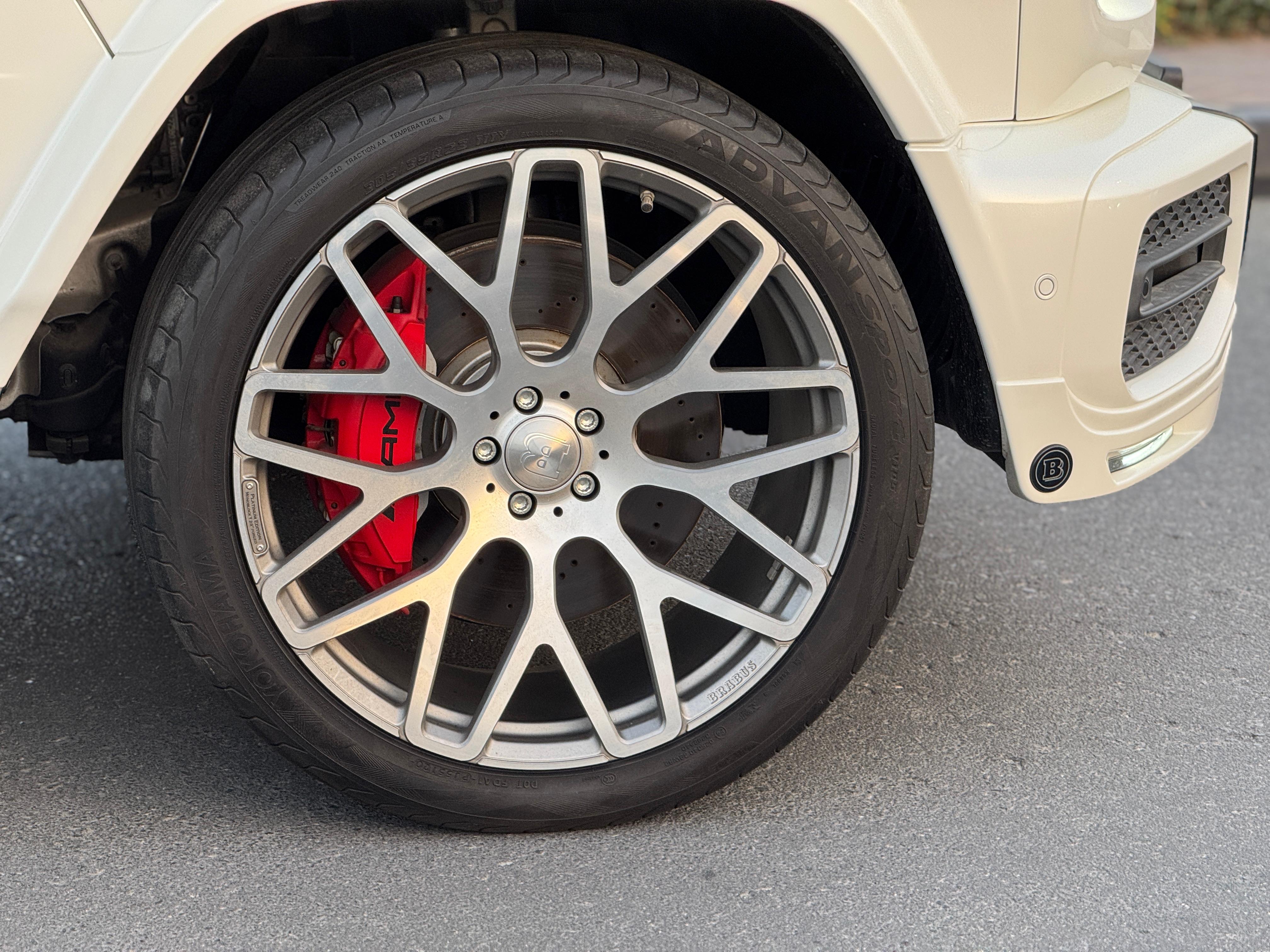 Mercedes-Benz G63 AMG – Back